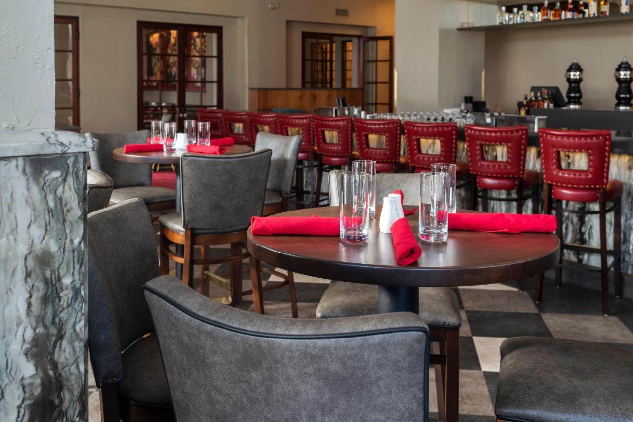 The Eldridge Hotel Лоренс Экстерьер фото