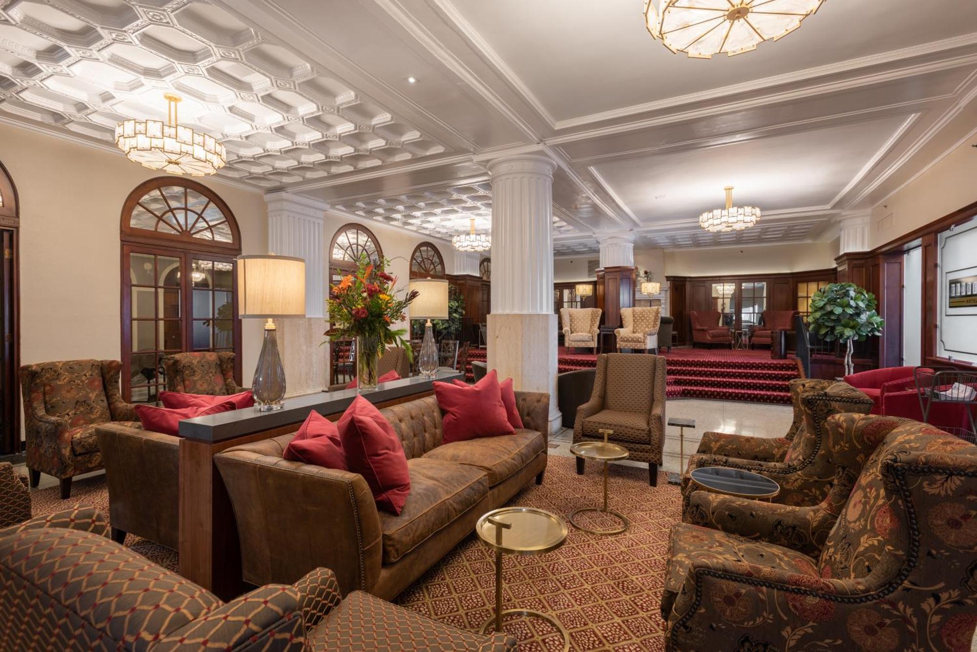 The Eldridge Hotel Лоренс Экстерьер фото